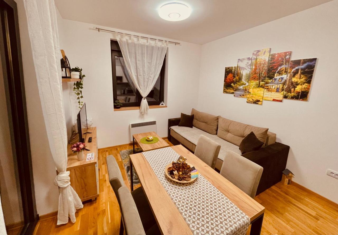 Lux Apartmani Vojinovic Zlatibor Exterior foto